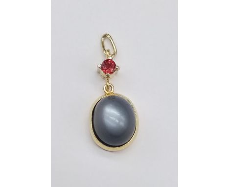 Yellow Metal Ruby and Moonstone PENDANT.  3.37g  2cm drop 