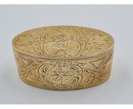 A GEORGIAN SILVER GILT HAND ENGRAVED SNUFF BOX. 71.26g 6.5cm x 3.7cm x 2.6cm