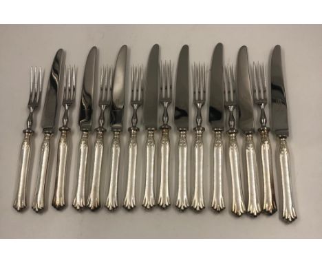 Mappin and Webb vintage silver plate COCKTAIL / DESSERT CUTLERY SET.  Sixteen pieces in total.  Excellent condition.  Comes w