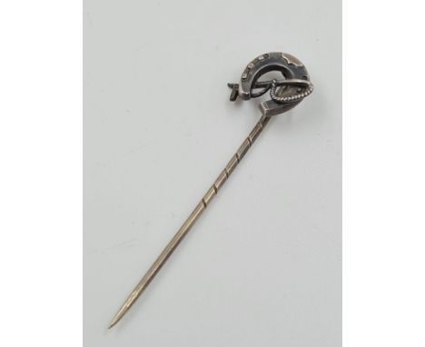 Solid Silver Equestrian Stick Pin. 49cm length, 1.12g