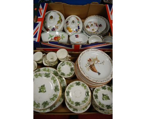 Two boxes of miscellaneous dinner wares to include Royal Worcester Evesham and Evesham Vale, Royal Worcester the Worcester Ho