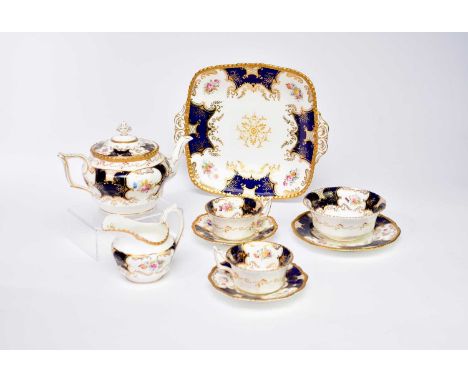 An assembled Coalport blue batwing tea serviceearly 20th centurycomprising teapot and cover, 15cm high; a cream jug; sugar bo