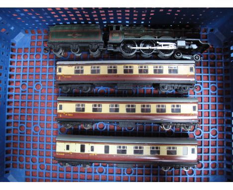 Hornby Dublo 3 Rail (Tender Plunger Pickup) Castle Class 4-6-0 Steam Locomotive and Six Wheel Tender, BR Green "Bristol Castl