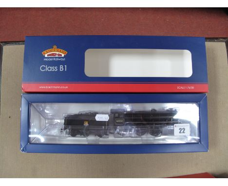 Bachmann "OO" Gauge/4mm Ref 31.714 Class BI 4-6-0 Steam Locomotive and Six Wheel Tender, BR Black "A Harold Bibby" R/No 61250