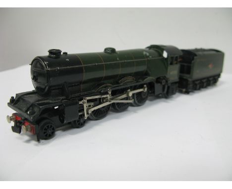 Trix TTR 3 Rail Class A3 4-6-2 Steam Locomotive and Eight Wheel Tender- BR green ''Scotsman'' R/NO 60103- custom box. Conditi