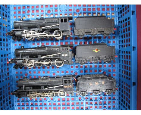 Three Hornby Dublo Class 8F Steam Locomotives and Six Wheel Tenders, unboxed two rail BR black, R/No. 48073 - two rail (conve