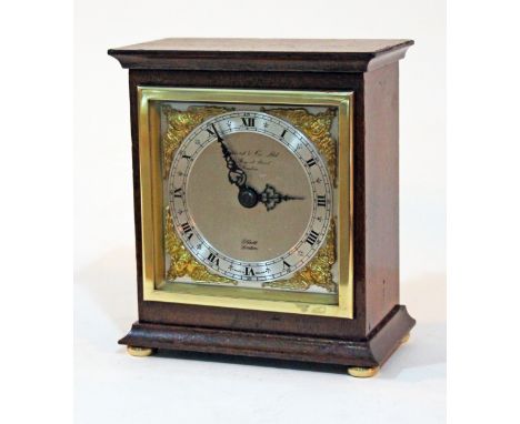 A 20th Century Elliott mahogany cased mantel clock, retailed by Garrard & Co London, height 15cm.