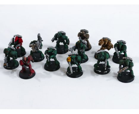 This is a squad of vintage plastic SPACE MARINES made by CITADEL MINIATURES in the 1980's. For use with the ROGUE TRADER / WA