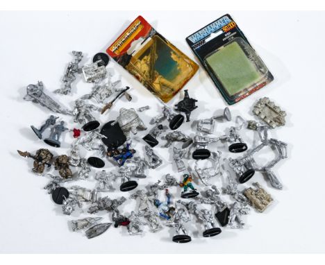 This is a lot of vintage CITADEL MINIATURES for use with the ROGUE TRADER / WARHAMMER 40K campaign setting. Includes SPACE MA