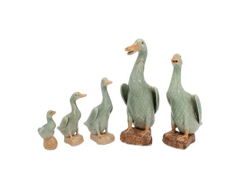 A graduated set of five Chinese ceramic ducks in a celadon glaze with impressed marks to base. Tallest 23cm, shortest 9cm. (5