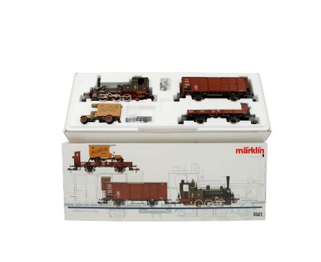 MÄRKLIN Güterzug-Set 5501, Spur 1, bestehend aus einer olivgrünen Tenderlok der K.P.E.V, L 27 cm, mit einem offenen und einem