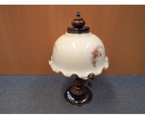 A large good quality table lamp with glass shade with floral decoration, approximately 60 cm (h) - This lot MUST be paid for 