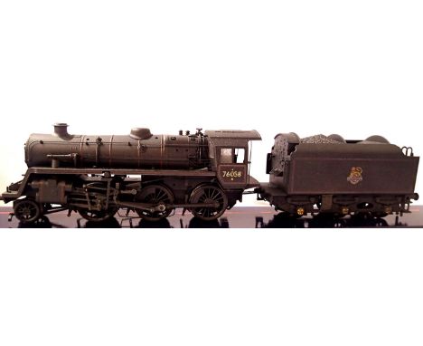 Bachmann 32-950 Standard Class 4MT, renumbered to 76058, BR Black, Early Crest, weathered, in very good to excellent conditio