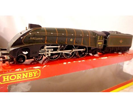 Hornby Class A4, Green, Late Crest, 60022, Mallard, in good condition, unboxed. P&amp;P Group 1 (£14+VAT for the first lot an