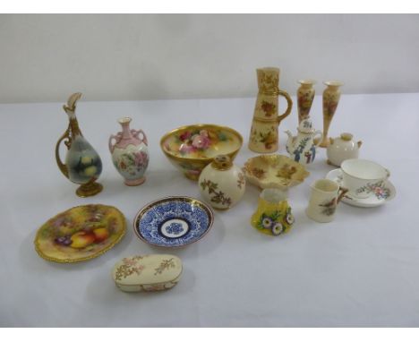 A quantity of Royal Worcester porcelain to include jugs, vases, cups, saucers and bowls  (17)