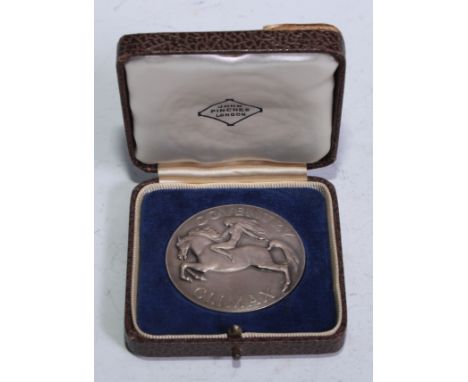 Automobilia - a presentation medallion, by John Pinches, Coventry Climax, The Greatest Engine in Motor Racing History, To Com