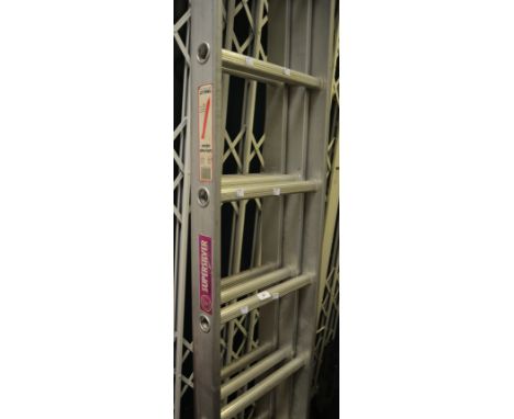 A super silver Timballoy Ladder Co Ltd extendable aluminium ladder 2.74 to 6.73m