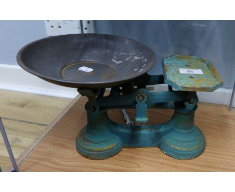 Vintage kitchen scales
