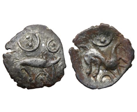 Corieltavi silver unit, South Ferriby Boar Horse type. Circa 45BC-50BC. Simplified boar right, ring of pellets above, other r