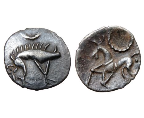 Corieltavi silver unit, Proto Boar One Leg type. Circa 55-40 BC. Stylised boar right. R. Horse left, large pellet sun ring ab