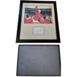 Bobby Moore Signed 18x16 framed photo England 1966 world cup winning team with Bobby Moore holding