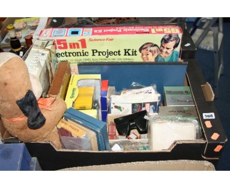A QUANTITY OF GAMES AND CARDS, etc, to include two boxed Viewmaster Stereoscope viewers and a quantity of reels, a Tru-Vue fi