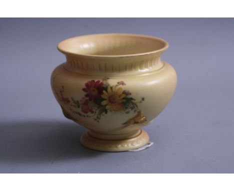 A ROYAL WORCESTER BLUSH IVORY PEDESTAL BOWL, decorated with flowers and gilt swags, No.1735, puce factory mark, height approx