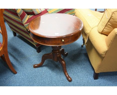 A MODERN MAHOGANY DRUM TABLE, with brass string inlay on tripod support