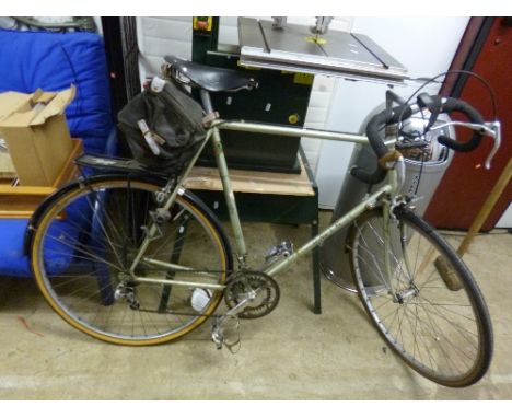 A VINTAGE RALEIGH GENTS BICYCLE, with brooks saddle