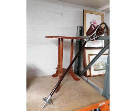 Shooting stick and tripod table 