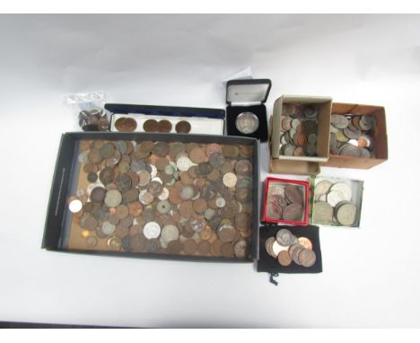 Four small boxes and a tray of British and foreign coinage, copper and silver issues of 19th and 20th Centuries 