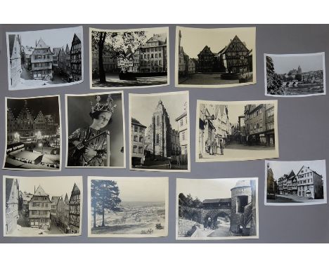 12 Fotografien von "von Rosen und Dr. Kühn", 1 x Alt Frankfurt vor der Zerstörung, 1 x Deutsche Kultur - zerstört 1945 &amp;a