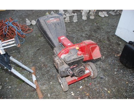 A petrol engined garden Shredder/chipper with a 5.5 HP OHV engine - MTD CS463, engine oil clean, engine turns over but not st