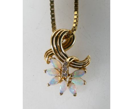 18ct Diamond and Opal pendant (3.1g) and 9ct box chain 15'' long / 5.2g