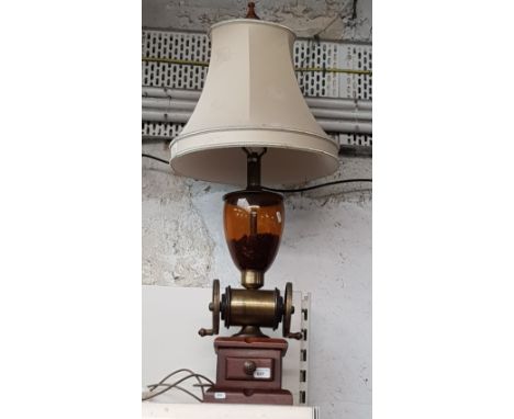 Table lamp in the form of a coffee grinder  