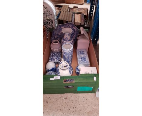 A box of blue and white ceramics including Copeland Spode etc  