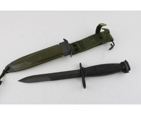 A USA USM8A1 bayonet &amp; fighting knife for the M1 Garand rifle with scabbard  excellent condition 33 cm