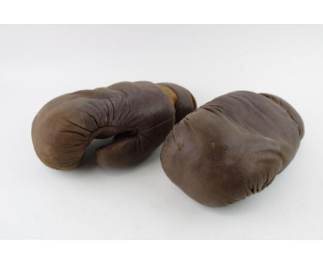 A pair of vintage Frank BRYAN boxing gloves. Frank Bryan Trade Mark London Makers label.