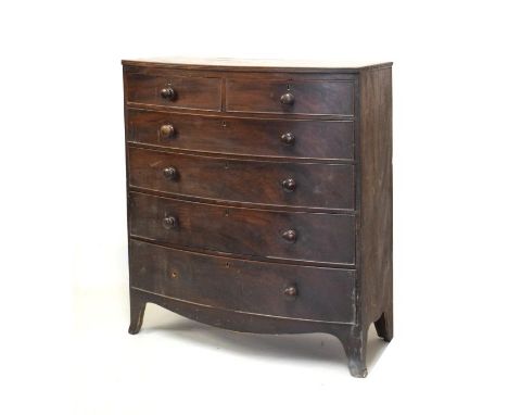 Early 19th Century mahogany bow front chest of two short over four graduated long drawers, on swept bracket feet, 104cm wide 