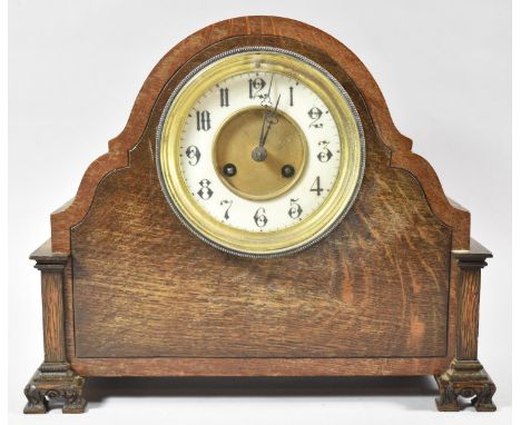 An Edwardian Oak Mantle Clock with Eight Day Movement, 35cm wide 