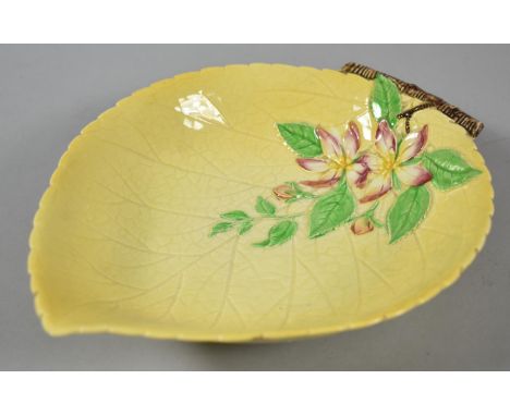 A Carlton Ware Australian Pattern Leaf Dish, 22cm long 