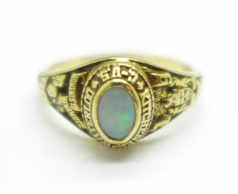 An 18ct gold and opal graduation ring, Kitchener Waterloo, 4.8g, M/N 