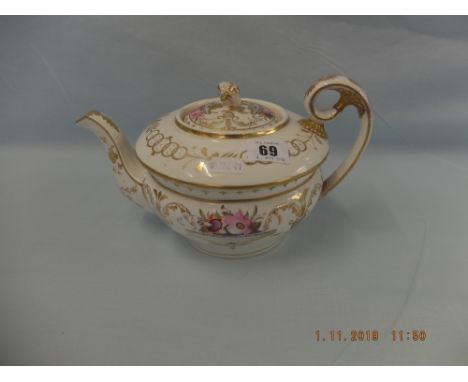 A late 18th Century hand painted porcelain tea pot, base unmarked possible Worcester Flight Barr Circa 1790 plus five other t