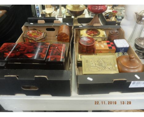 A quantity of assorted sundries including vintage tins, musical jewellery box