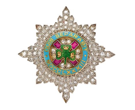 Irish Guards diamond set brooch.  A superb unmarked example, approx. 3 cm, following the design of the cap star. Diamond encr