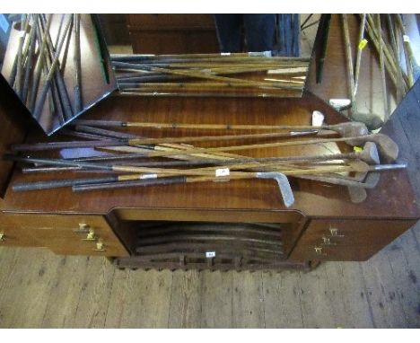 A collection of vintage golf clubs etc&nbsp;