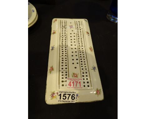 Handmade early 20thC ceramic cribbage score board, L: 30 cm