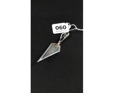 SILVER BOOKMARK IN THE SHAPE OF A TROWEL (STONE SET HANDLE)