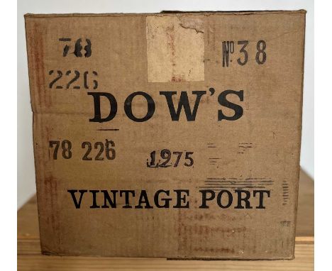 12 Bottles in OC Dow’s/ Warre’s Vintage Port 1975 12 Bottles in OC Dow’s/ Warre’s Vintage Port 1975 (8 x i/n, 3 x b/n, 1 x vt
