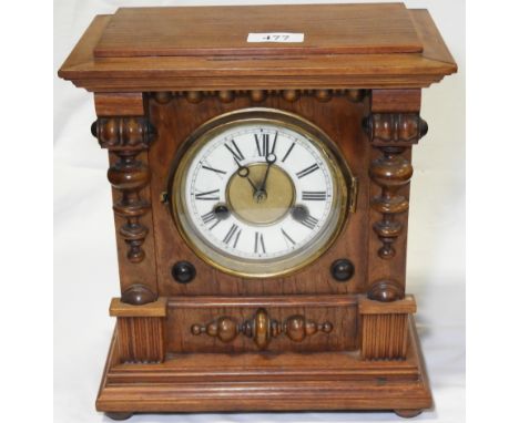 OAK MANTEL CLOCK 